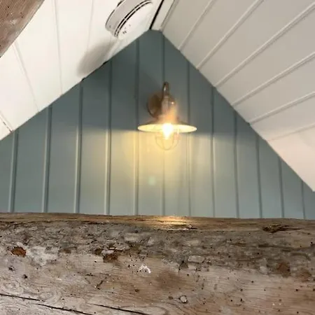 Herring Girl House - Historic Seafront Property Scarborough