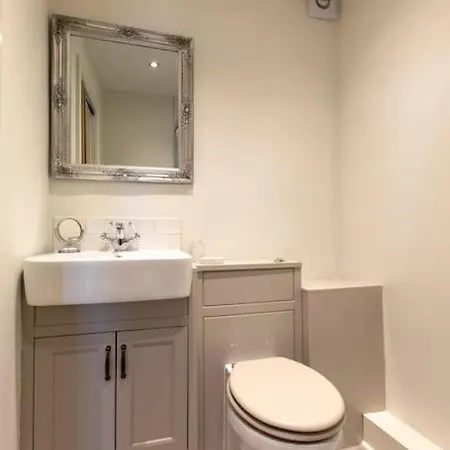 Herring Girl House - Historic Seafront Property Semesterbostad